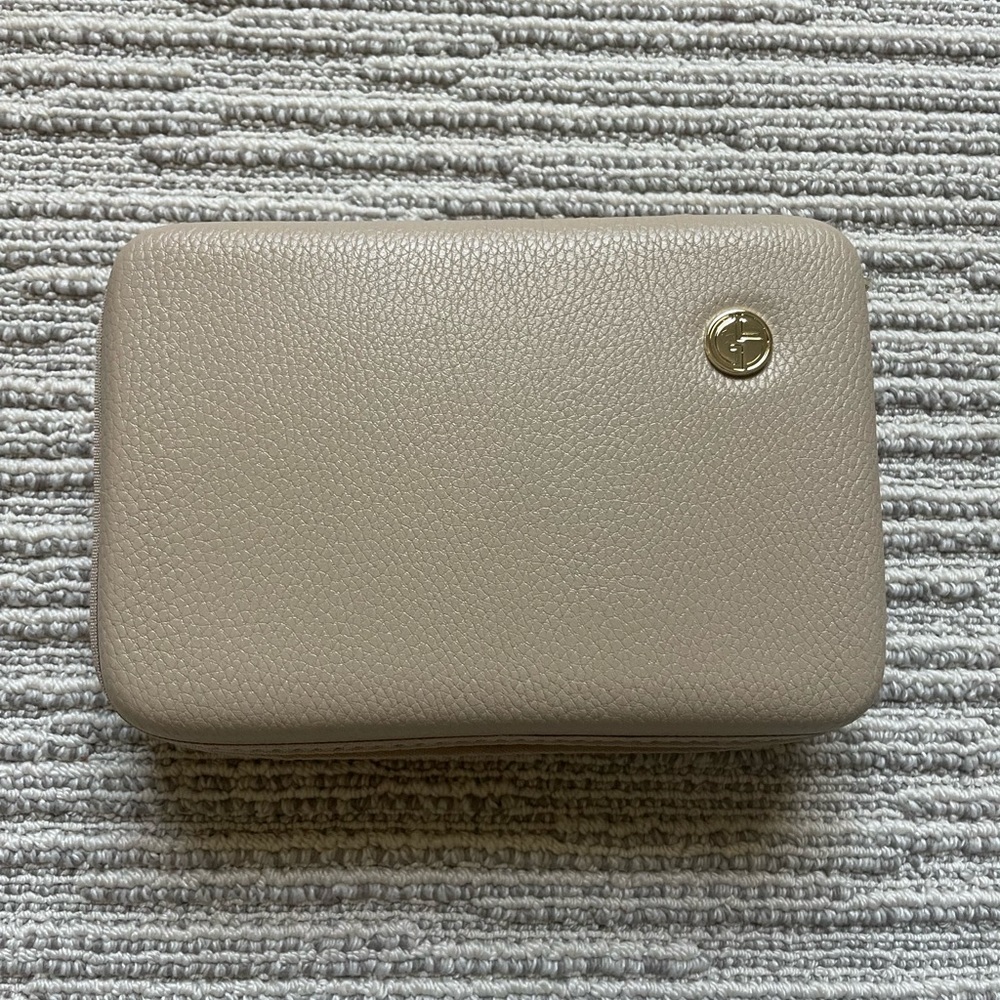 Giorgio Armani x Eva Air Amenities Kit